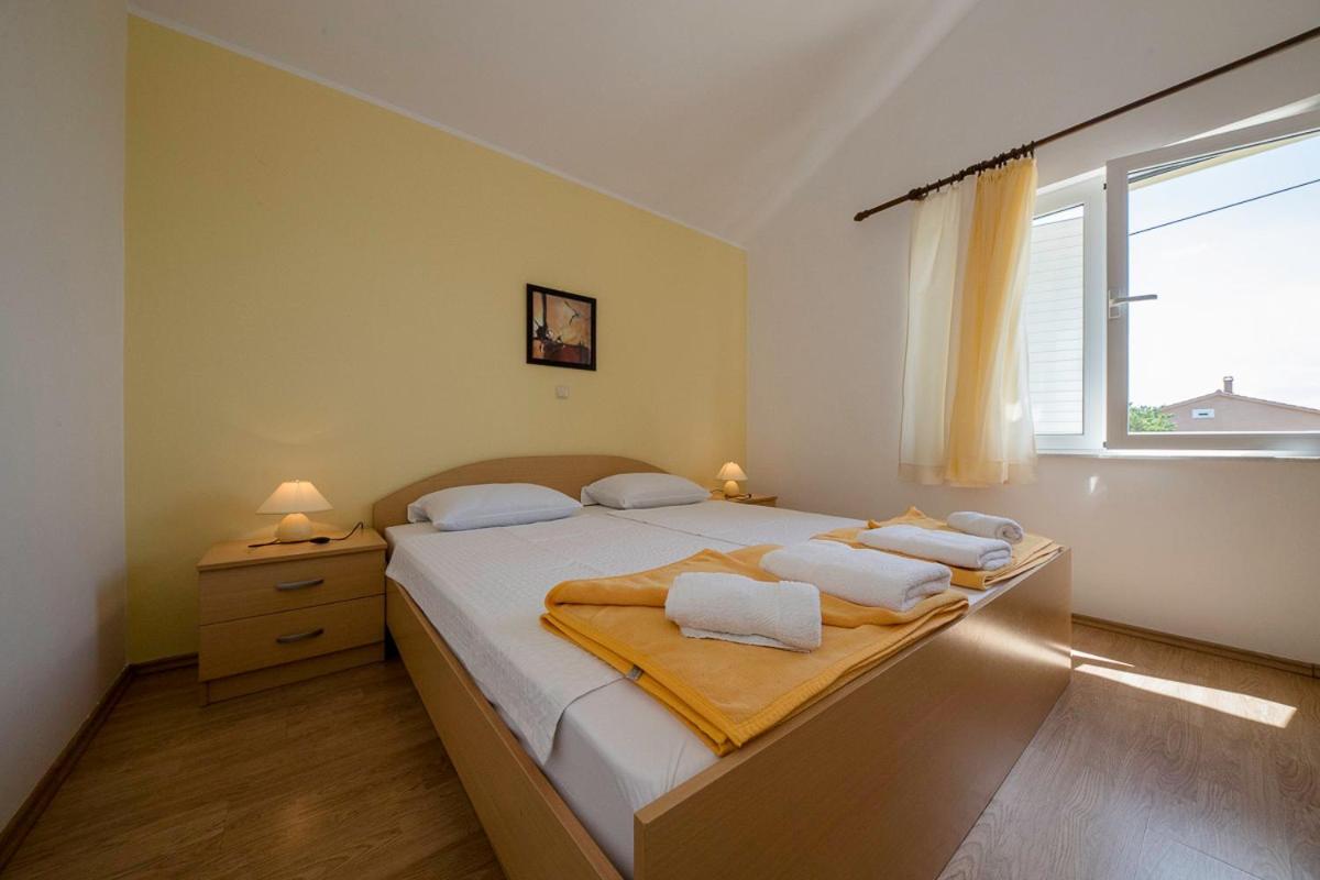Villa Lidia Mundanije Buitenkant foto